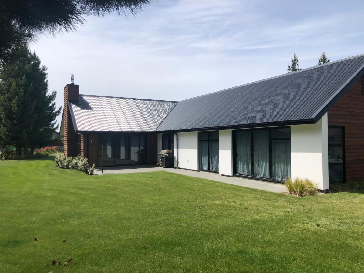 4 Bedroom On North West Arch - Free Wifi Twizel