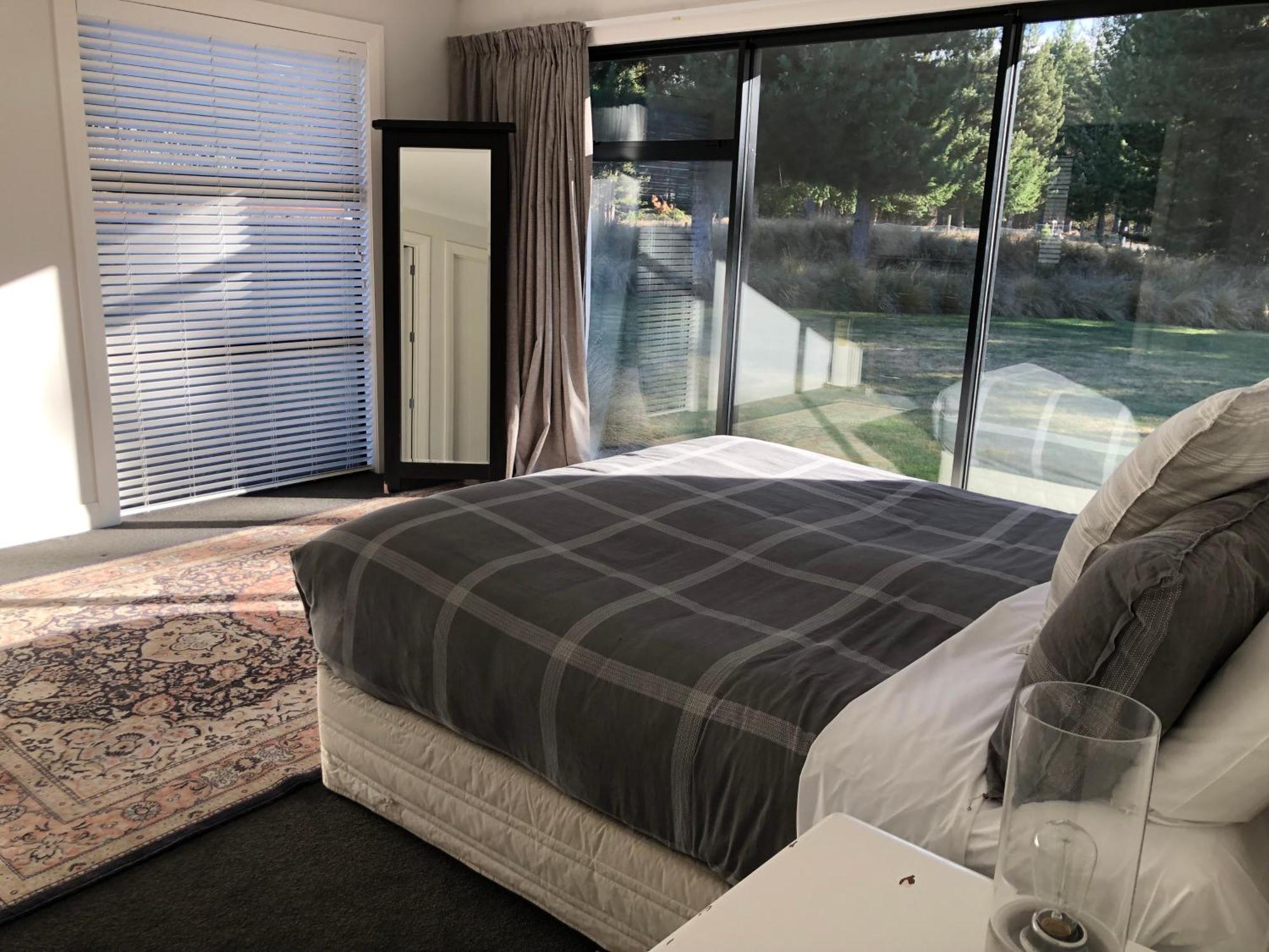 4 Bedroom On North West Arch - Free Wifi Twizel
